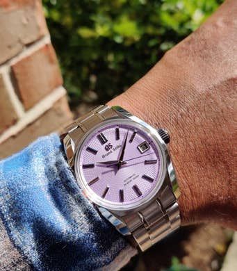 Grand Seiko SBGH337. Purple / Lavender dial. LE of 200.