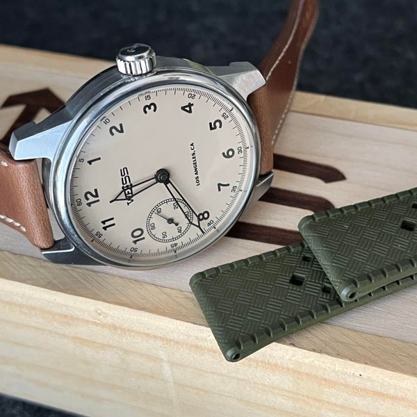 [WTS] Weiss Field Watch - Manual Wind 42mm - Latte Dial LA …