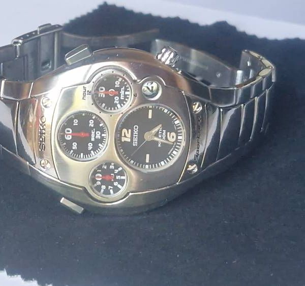Seiko Sportura SLQ015 (9T82-0AC0) con revisione ufficiale