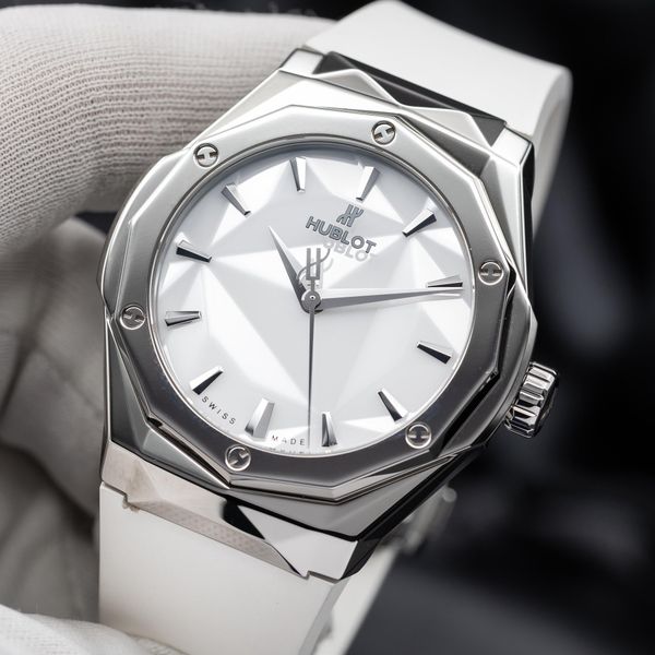 [WTS] Hublot Classic Fusion Orlinski Titanium 40mm 550.NS.2…