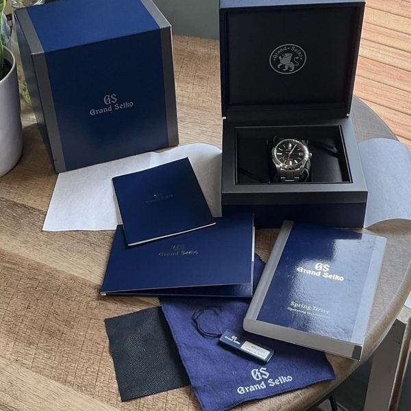 [WTS] Grand Seiko SBGE211 GMT Spring Drive - bracelet + lea…