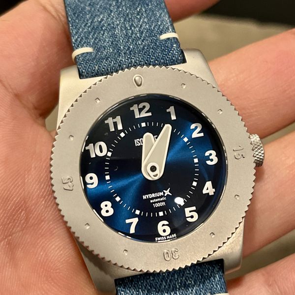ISOTOPE HYDRIUM x BSMH BLUE LNIB!