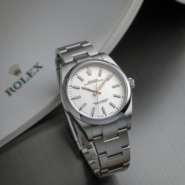 FS: Rolex Oyster Perpetual 39 White 114300-0004