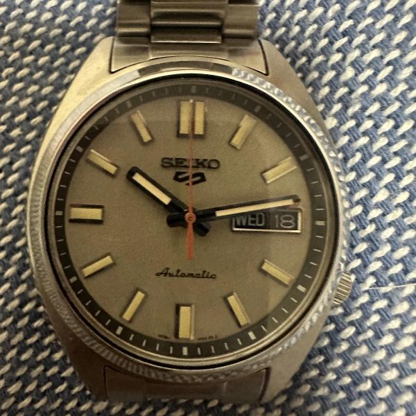 Seiko 5 Sport SNX