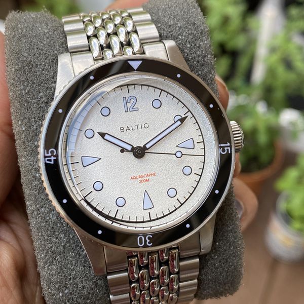 [WTS] Baltic Aquascaphe white dial . Box and Card.