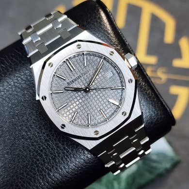 FSOT: MINT AUDEMARS PIGUET ROYAL OAK 37MM GREY DIAL STAINLE…