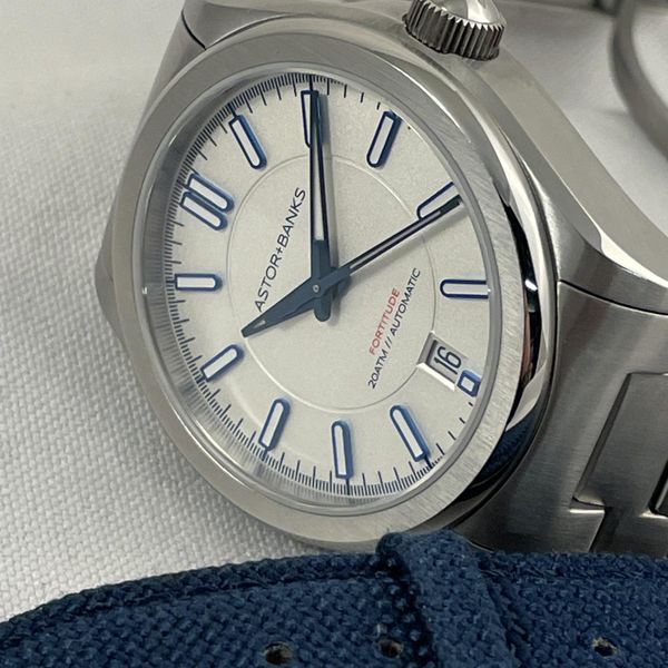 [WTS] Astor+Banks -- Fortitude Pro (Silver)