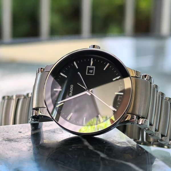 Rado Centrix Edelstahl Schwarzes Blatt 28 mm Damenuhr R3092…