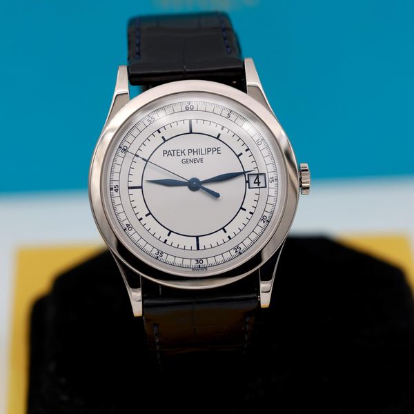 [WTS] Patek Philippe Calatrava 5296G-001 . Blue Hands. 18K …
