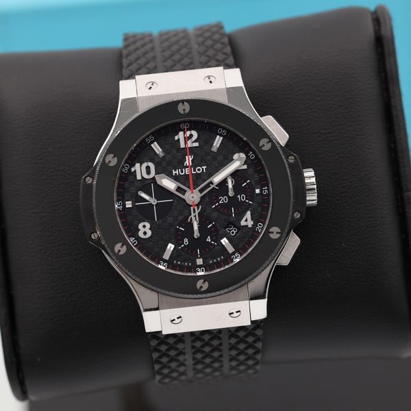[WTS] Hublot Big Bang. Carbon Fiber Dial. 🔥