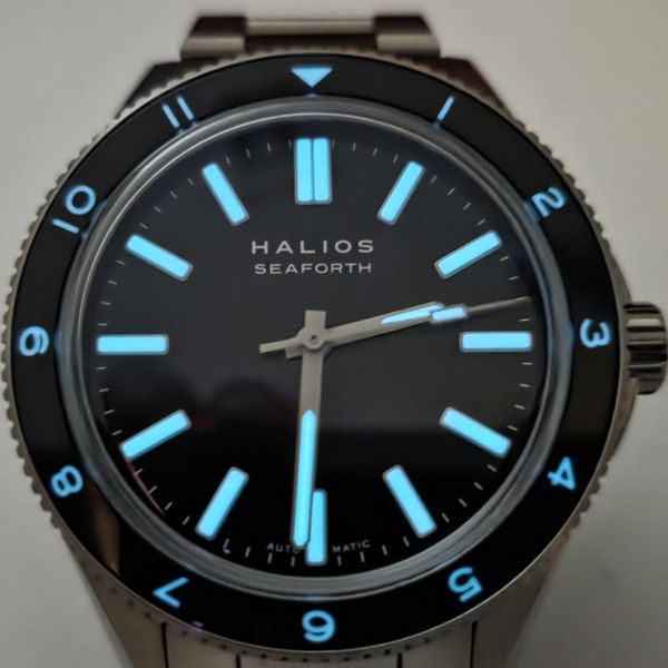 *** Great Condition *** Halios Seaforth IV  - With Bracelet…