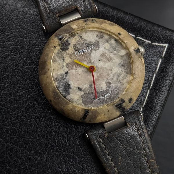 [wts] 1980s Rare vintage Tissot RockWatch R150 multi-colore…