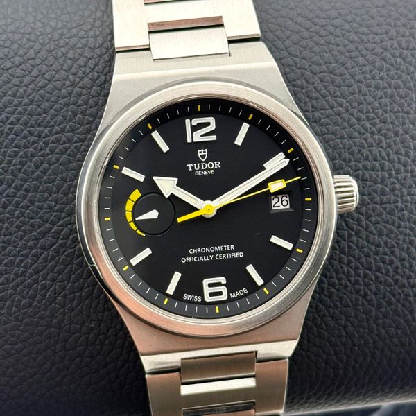 [WTS] Tudor North Flag 91210N - 40mm - Price Reduced!