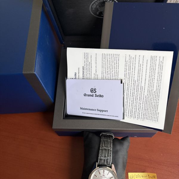 [WTS] 2022 Grand Seiko SBGW 291 CONUS, Box, paper, under wa…