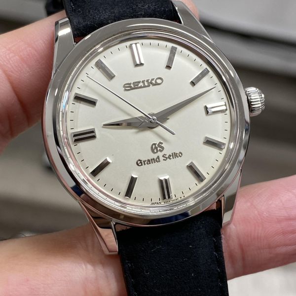 [WTS] Grand Seiko. SBGW005. Box, Papers. $2150 Only !!
