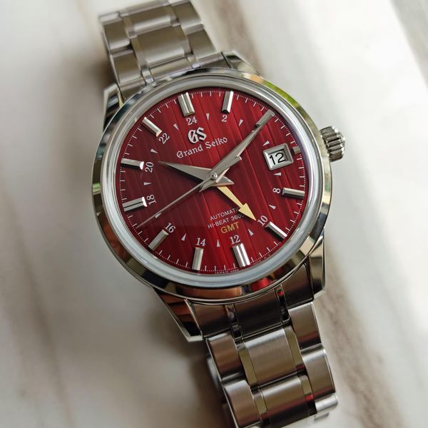 [WTS] Grand Seiko GMT 'Yuka Momiji' 39.5mm - New