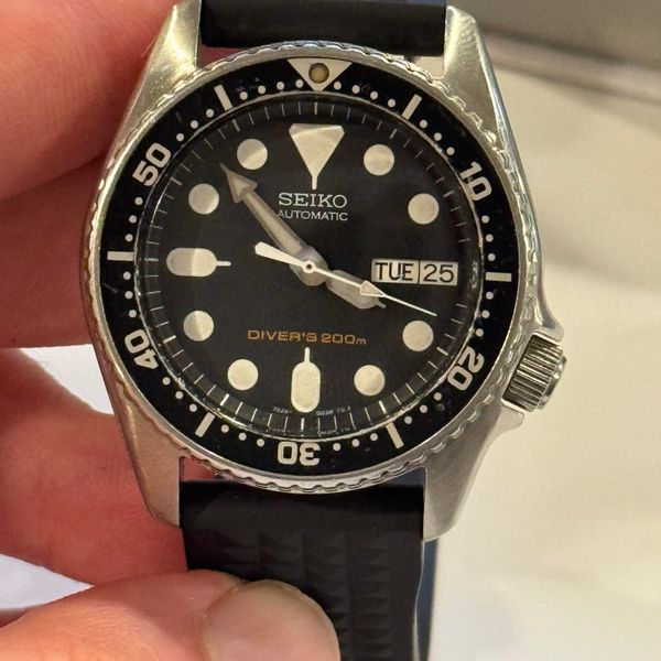 [WTS] Seiko SKX013 – 38mm Automatic Diver + 2 BluShark Stra…