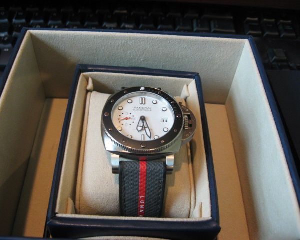 FS: PANERAI 01579 Luna ROssa 42MM Submersible