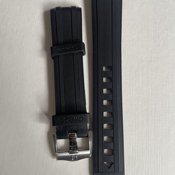 FS: 20mm Omega Seamaster 300 OEM black rubber strap with Om…