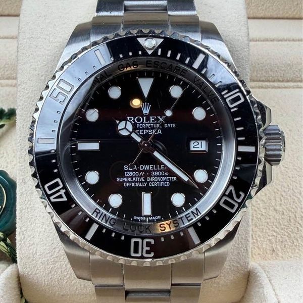 Rolex Deepsea Sea-Dweller 116660 - 2012 Full Set