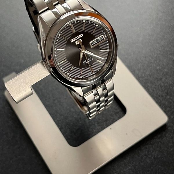 Seiko 5 Sports, Referenz SNKL23 "Looks Like A One Million D…