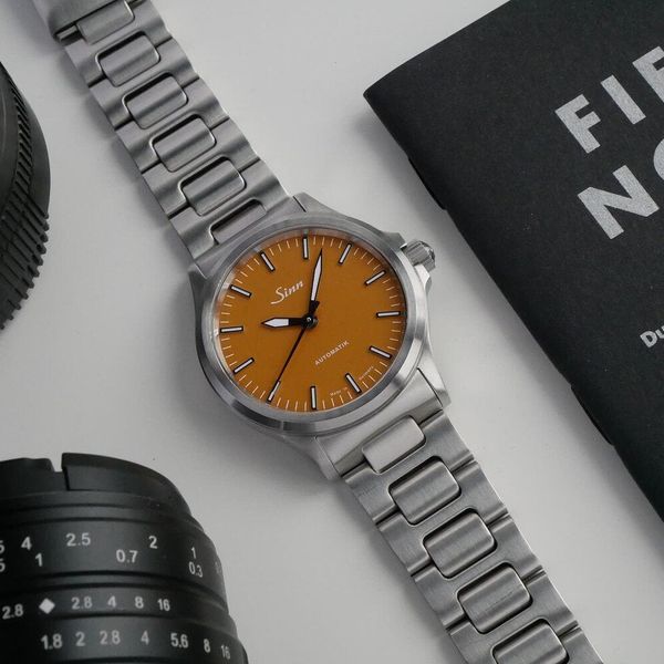 Sinn 556 Citrine Yellow