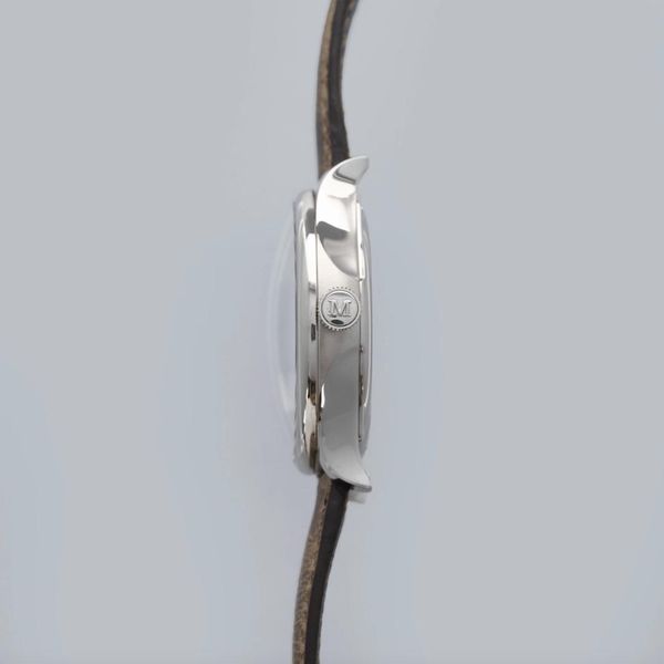 [WTS] H. Moser & Cie. Venturer Big Date Purity 18k White Go…