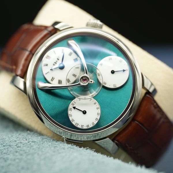 [WTS] MB&F Legacy Machine Split Escapement Titanium Green D…
