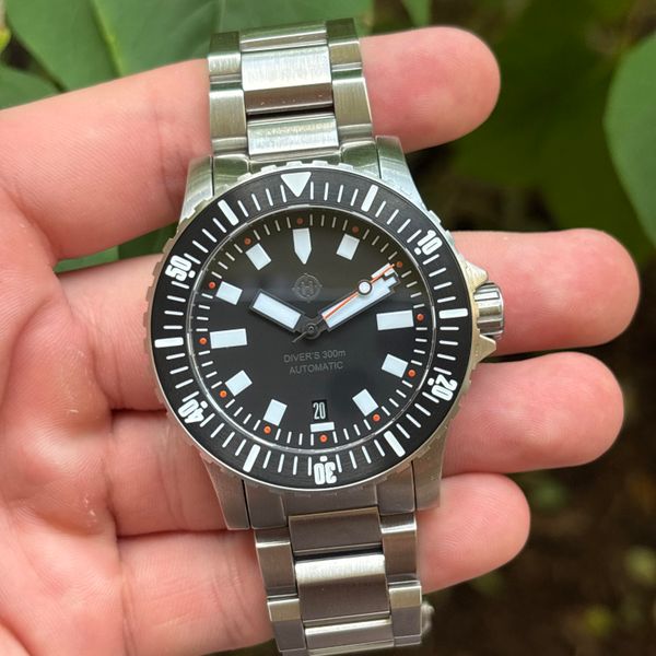 [WTS] Helm Vanuatu Stainless Steel