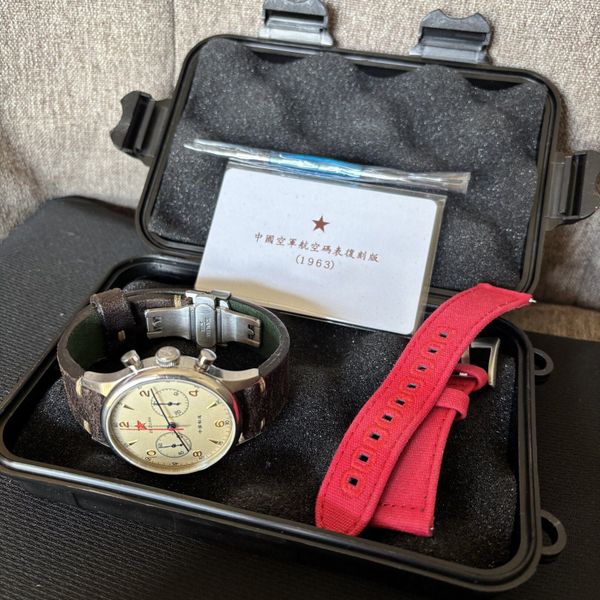 Sugess Seagull 1963 Chrono Heritage