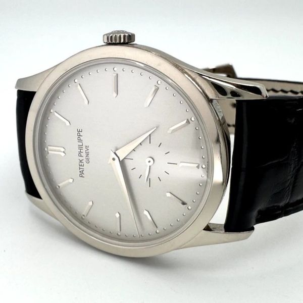FS: Patek Philippe 5196G 37mm white Gold Calatrava Black Le…