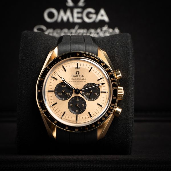 [WTS] 2025 Omega Speedmaster Moonwatch Professional 18kt Mo…