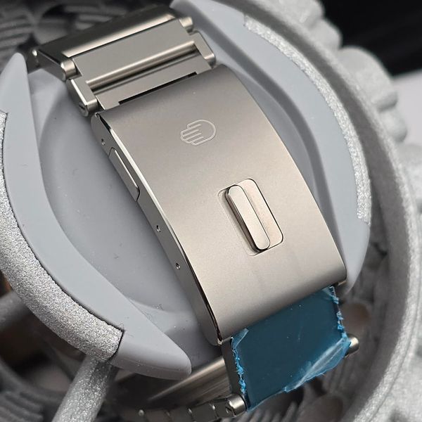Ressence Type 7