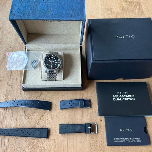 [WTS] Baltic Aquascaphe Dual Crown - $695