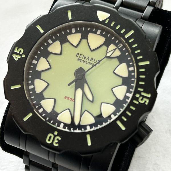 Benarus Megalodon Titanium 6 Weeks old
