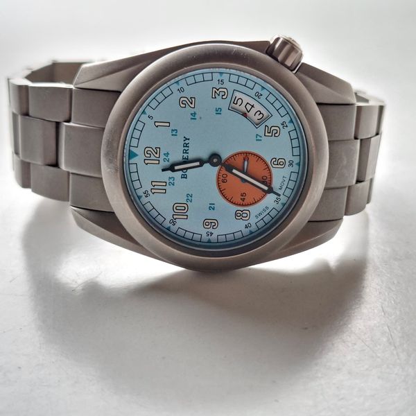 Titanium Quartz zomerknaller: Boderry Voyager 38; 60 EUR
