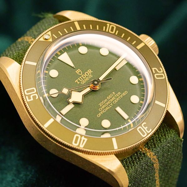FSOT: Tudor Black Bay 58 Green Dial Green Bezel 18K Yellow …