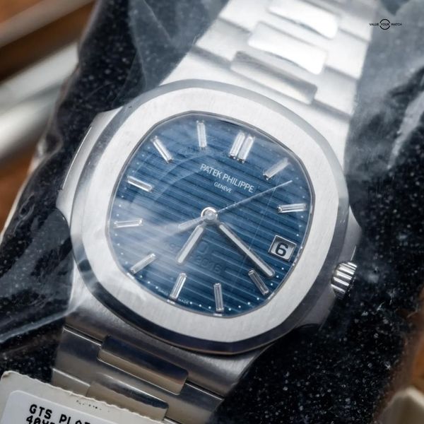 FS: FACTORY SEALED 2017 Patek Philippe Nautilus 5711/1P-001…