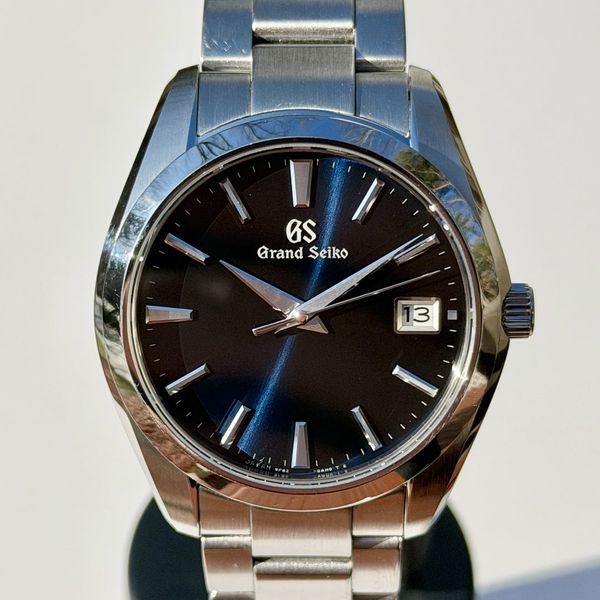 [WTS] Grand Seiko SBGV225 - 40mm 9F82 Beautiful Dark Navy D…