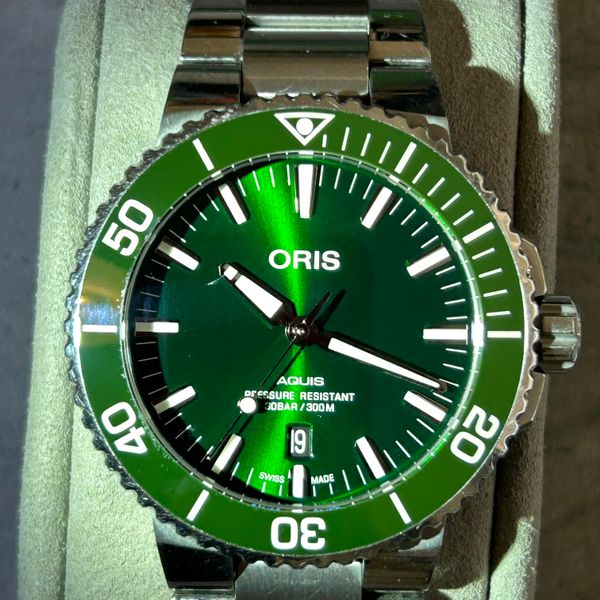 [WTS] Oris Aquis Date 43.5mm Green Dial/Bezel Ref. 01 733 7…