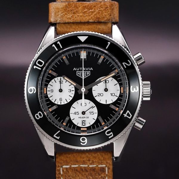 TAG Heuer Autavia Heritage CBE2110 42mm Stainless Steel Chr…