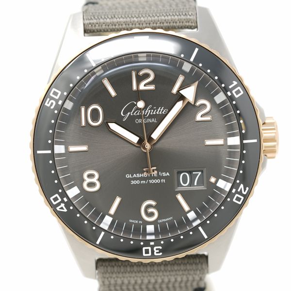 Glashutte Original SeaQ Panorama Date