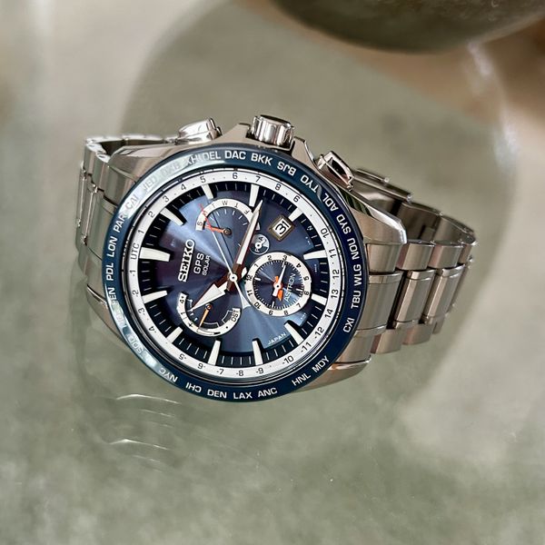 Te Koop: Seiko Astron SSE053J full set prachtig blauw! €675…