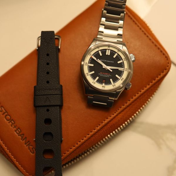 [WTS] Astor + Banks Sea Ranger M2 - Like New!
