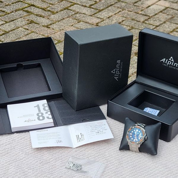 [WTS] Alpina Extreme Diver 300 Orange on bracelet - Full Ki…