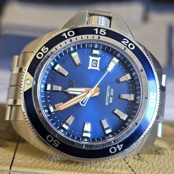 FS: Citizen Signature Collection Grand Touring Diver...VERY…