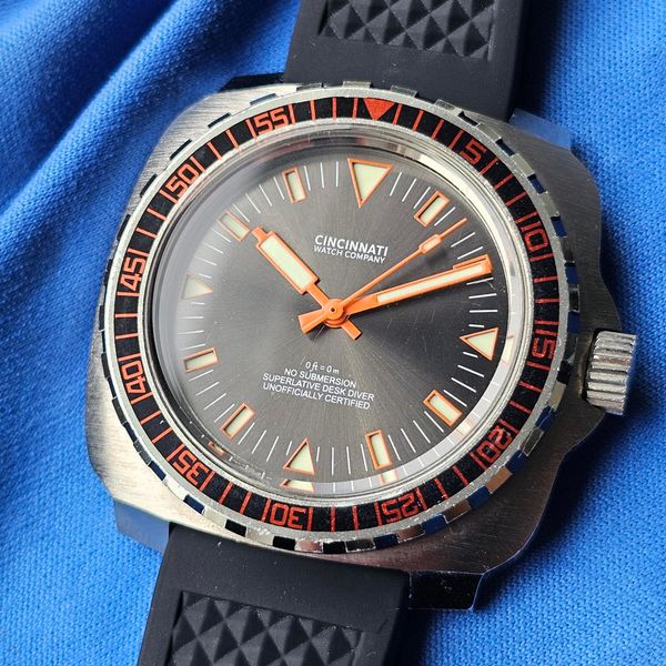 [WTS] Cincinnati Watch Company Desk Diver (1 of 75)