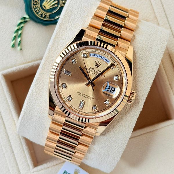 [WTS] Rolex Day Date 36 Yellow Gold Champagne Diamonds Dial…