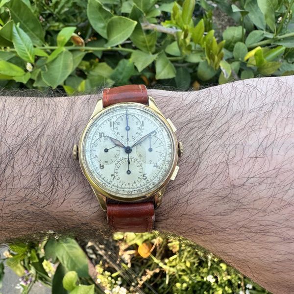 [WTS] *Rare* Universal Geneve Aero-Compax 18k Gold Watch
