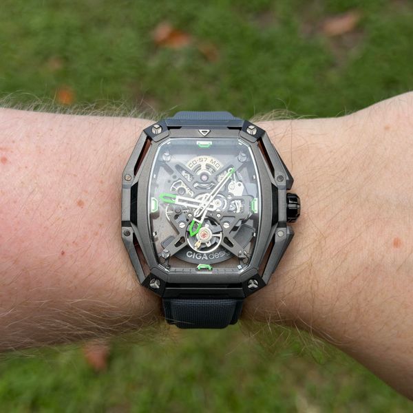 [WTS] CIGA Design Hunter - Carbon Black - LNIB complete wit…